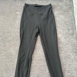 Lululemon leggings size 6 black